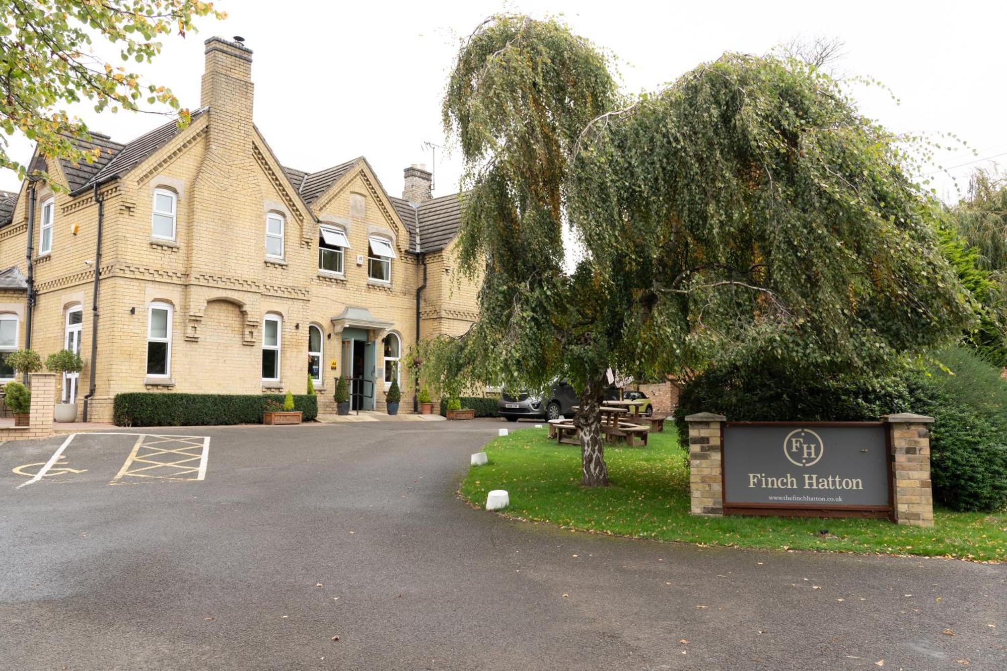 The Finch Hatton Arms Sleaford Exterior photo